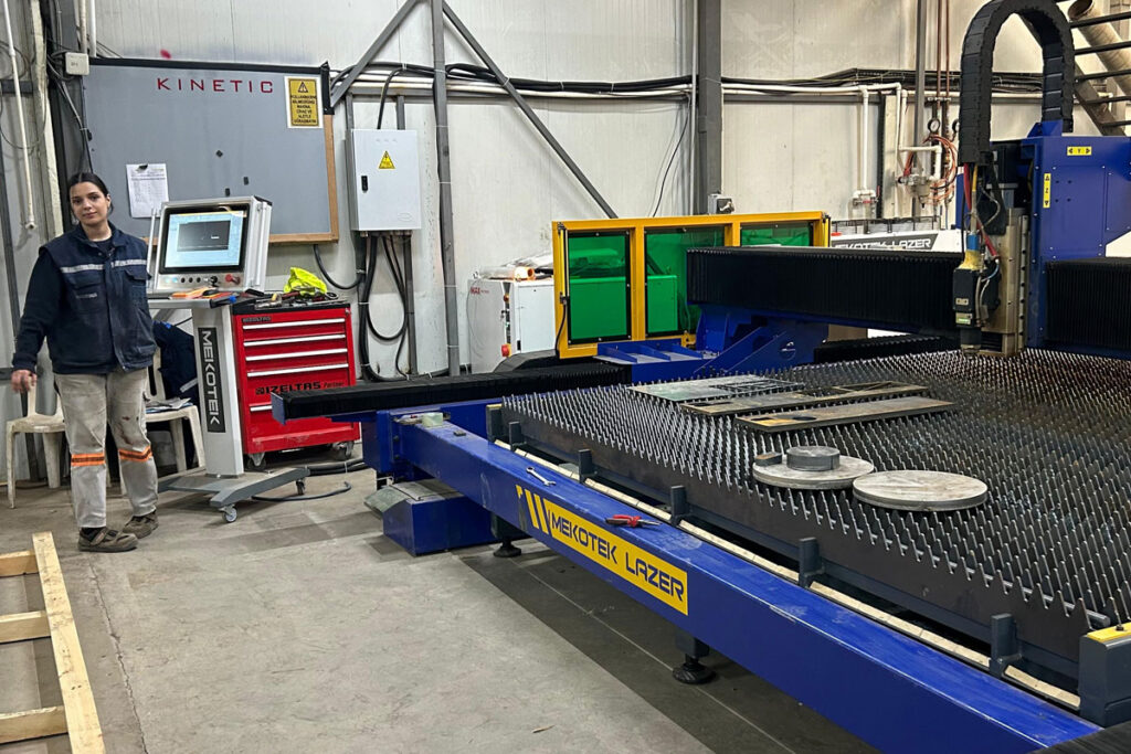 FLO 30120 PRO 20 KW Plazma Type Fiber Lazer